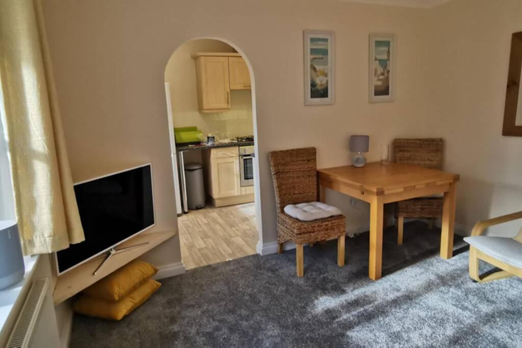 The Honeypot - Cornish Apartment Close To Eden Project & Beaches Экстерьер фото