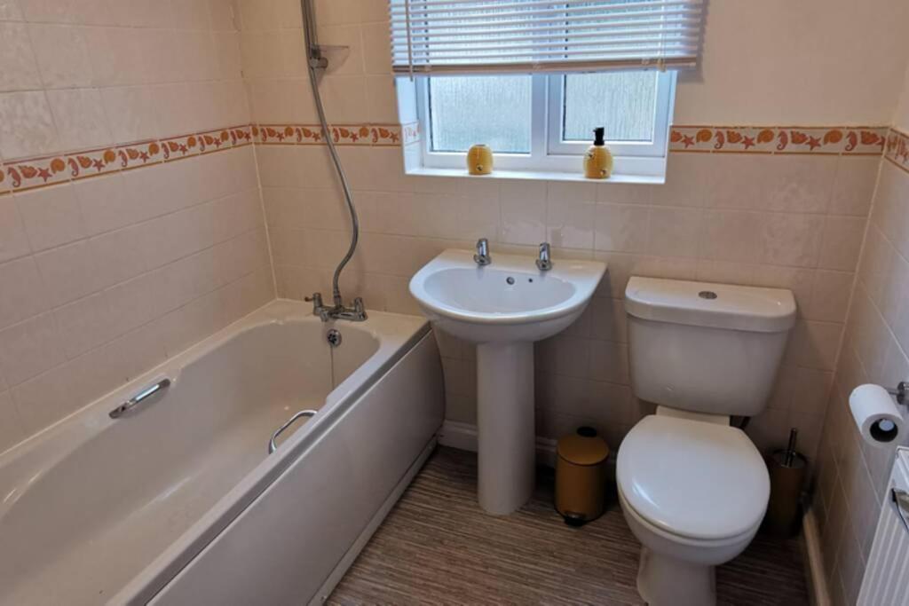 The Honeypot - Cornish Apartment Close To Eden Project & Beaches Экстерьер фото